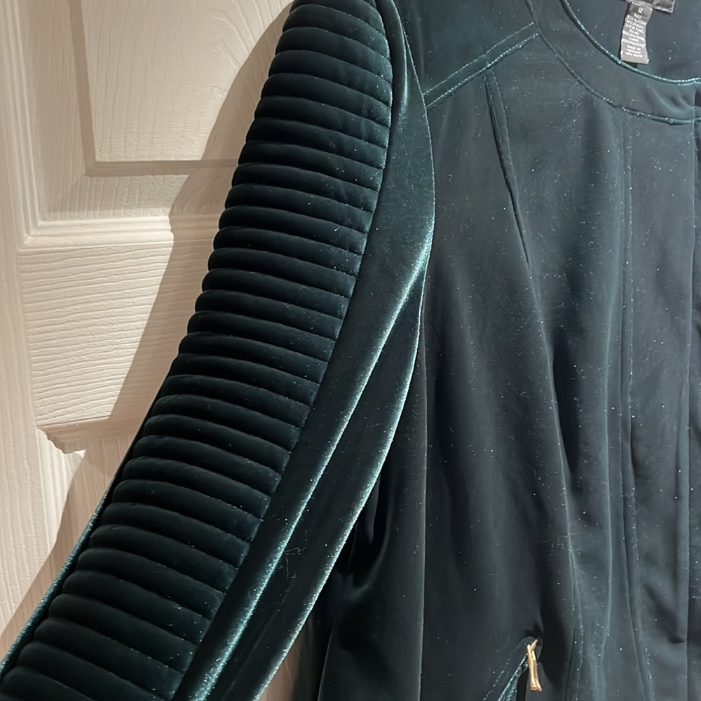 Green velvet jacket by INC 1x - Picture 2 of 6
